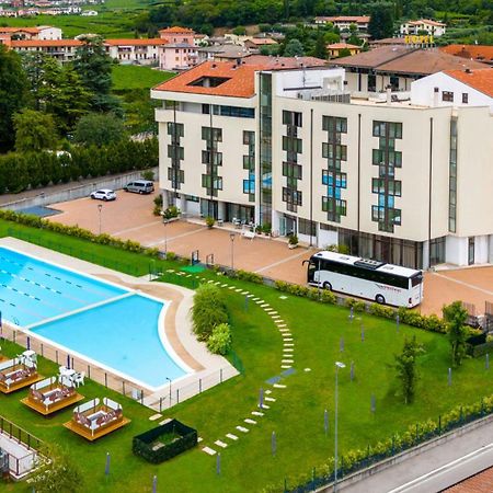Kona Hotel Verona By Kleos Group Collection Неграр Экстерьер фото