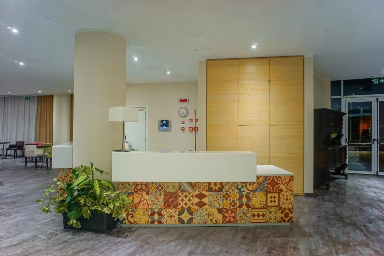 Kona Hotel Verona By Kleos Group Collection Неграр Экстерьер фото