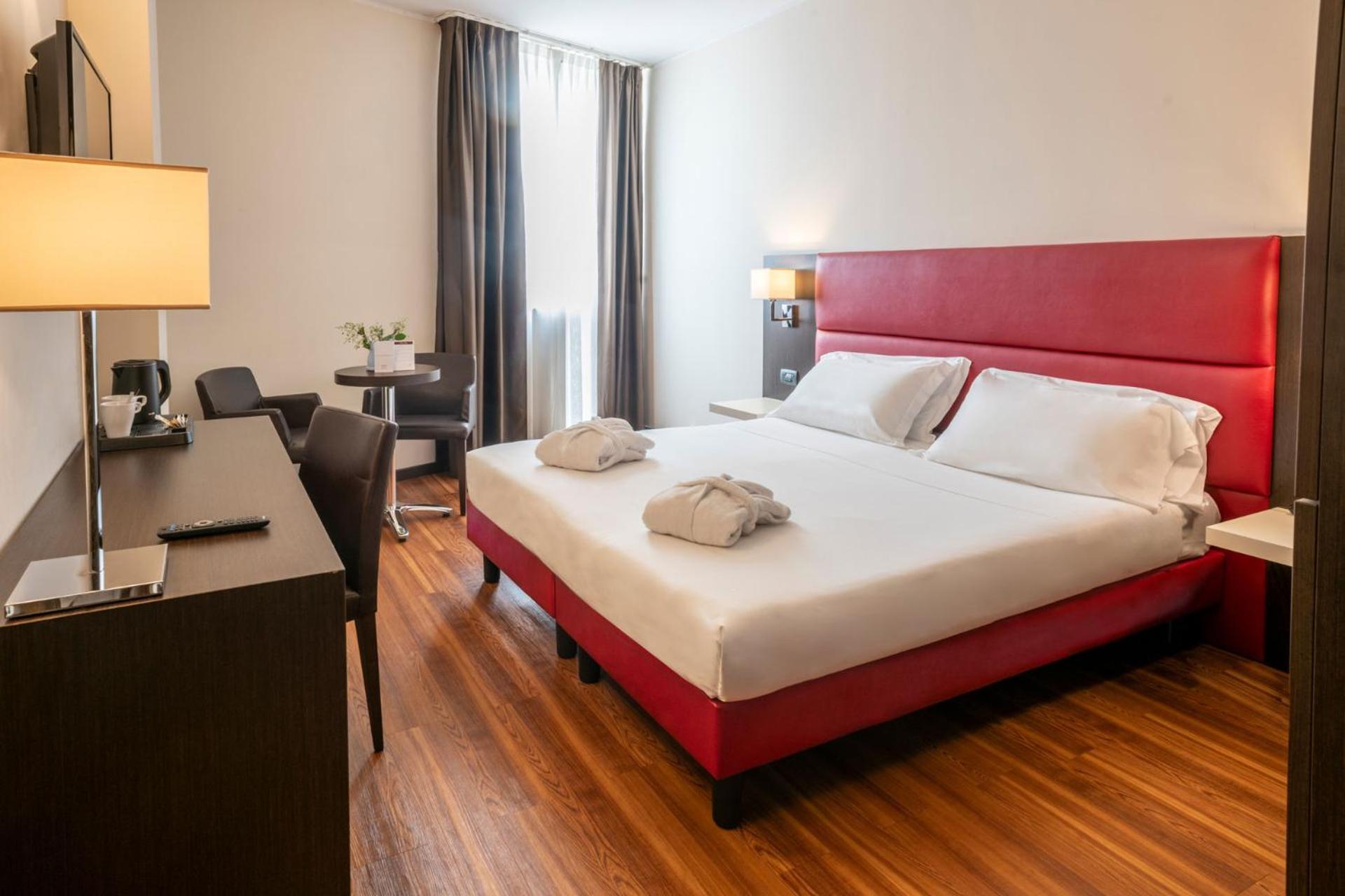 Kona Hotel Verona By Kleos Group Collection Неграр Экстерьер фото